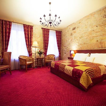Hotel Rous Пльзень Экстерьер фото