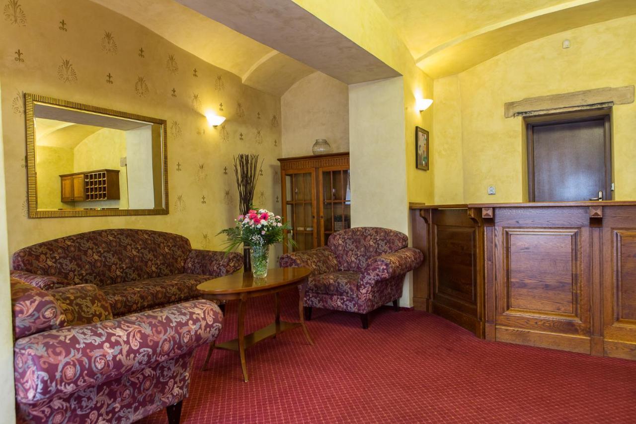 Hotel Rous Пльзень Экстерьер фото